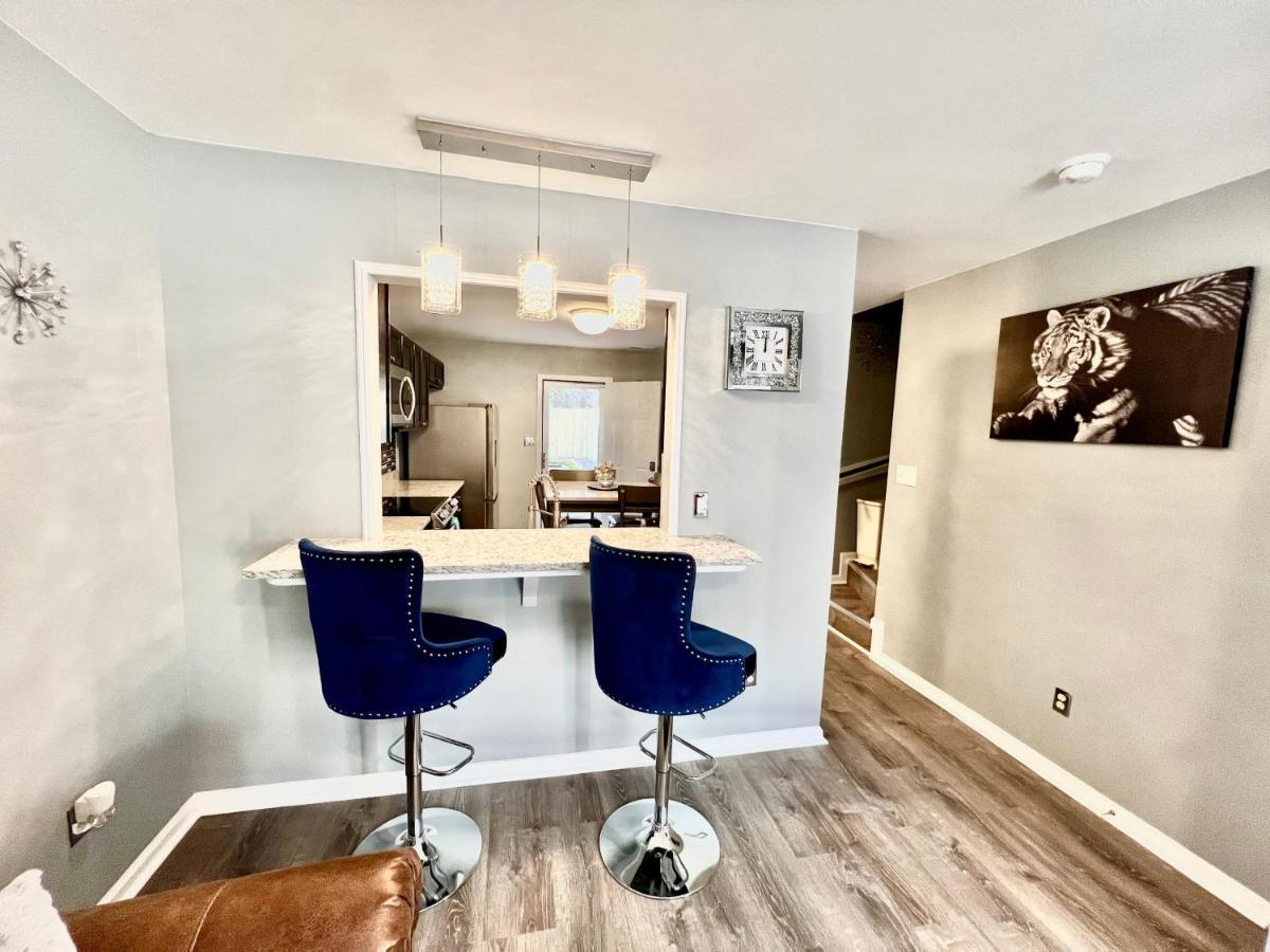 Luxury Townhome Jacksonville, Nc Bagian luar foto